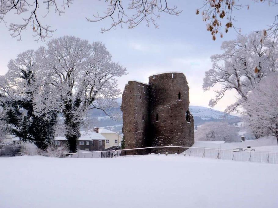 The Studio, Upper House Farm, Crickhowell. Villa ภายนอก รูปภาพ